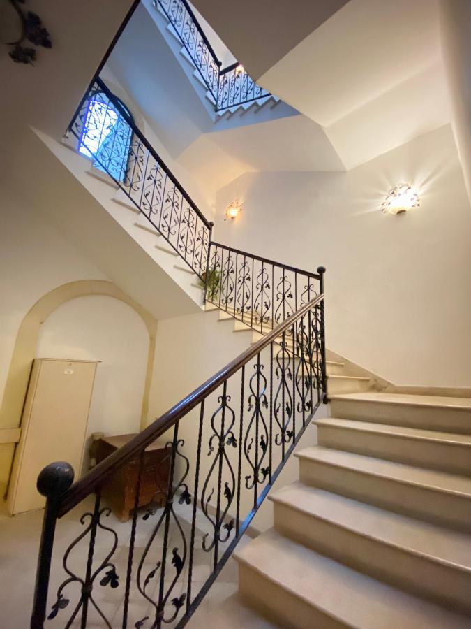 Elegante Appartamento Nel Cuore Del Barocco Lecce Exterior photo