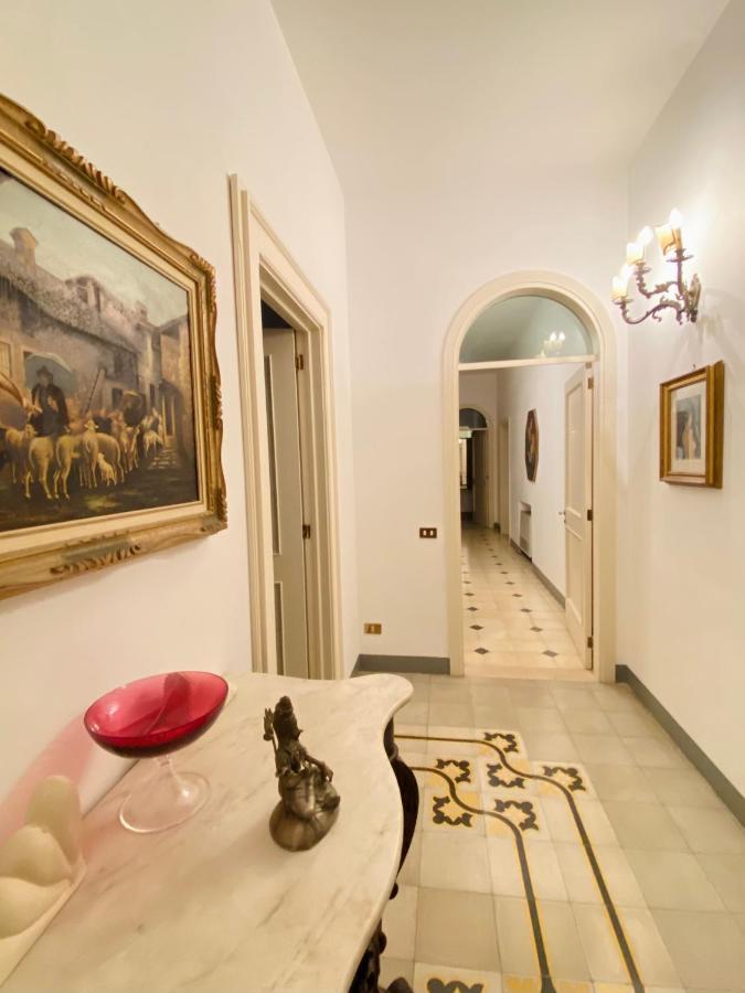 Elegante Appartamento Nel Cuore Del Barocco Lecce Exterior photo