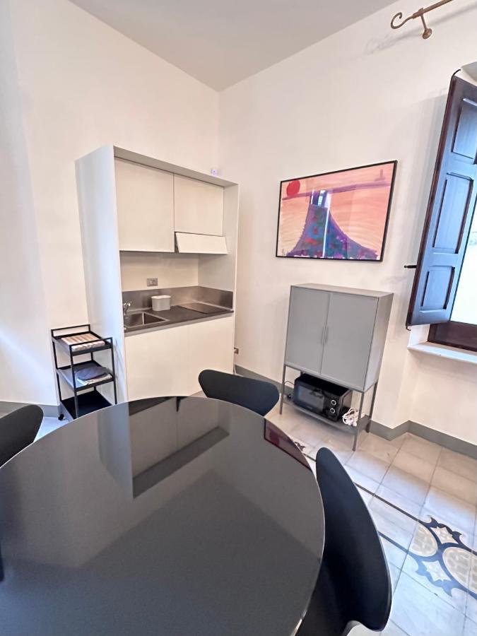 Elegante Appartamento Nel Cuore Del Barocco Lecce Exterior photo