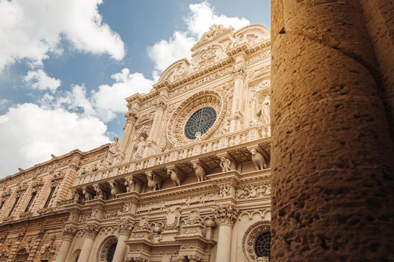 Elegante Appartamento Nel Cuore Del Barocco Lecce Exterior photo