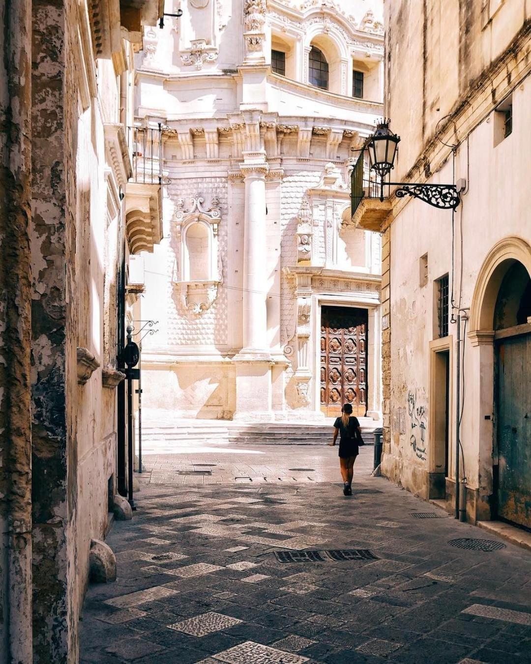 Elegante Appartamento Nel Cuore Del Barocco Lecce Exterior photo